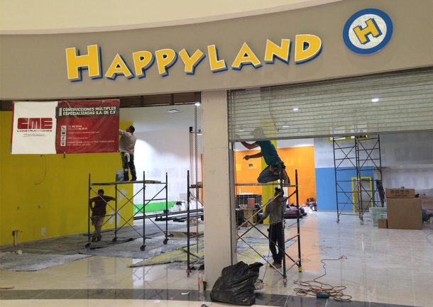 happyland__0001_IMG_5282 happyland__0001_IMG_5282